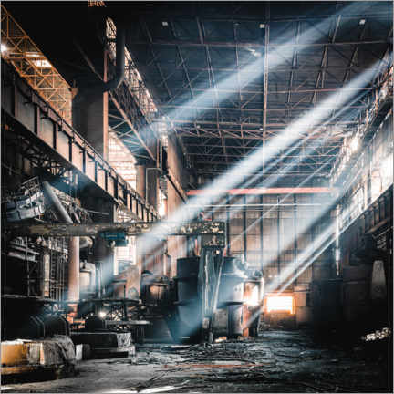Acrylglasbild  Lichtstrahlen im Inneren eines verlassenen Stahlwerks - Irnmonkey
