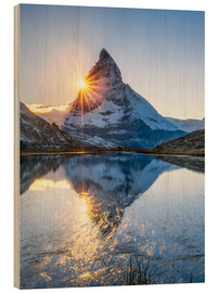 Holzbild  Riffelsee und Matterhorn in den Schweizer Alpen - Jan Christopher Becke