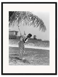 Gerahmter Kunstdruck  Golfspieler unter Palmen in Florida, 1930er